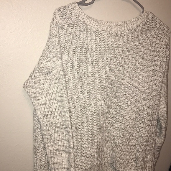 F21 - Picture 2 of 4